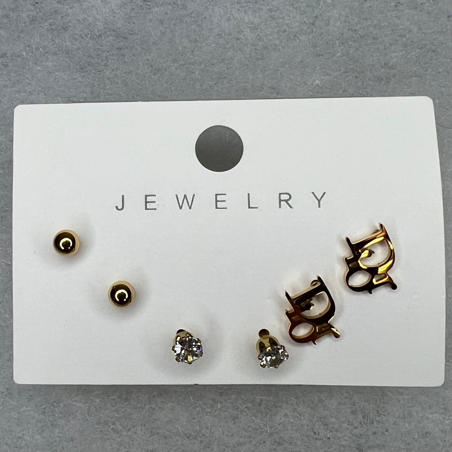 Earrings Diary